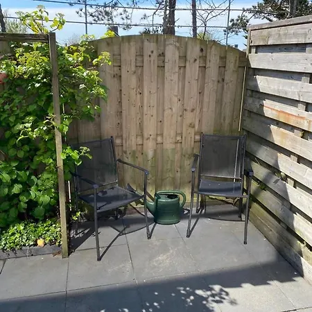 Dutch Line, De Schelp, Gratis Parkeren * Zandvoort