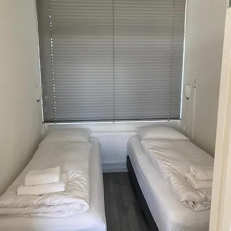 Dutch Line, De Schelp, Gratis Parkeren زاندفورت