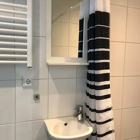 Dutch Line, De Schelp, Gratis Parkeren زاندفورت