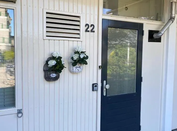 Dutch Line, De Schelp, Gratis Parkeren * Zandvoort